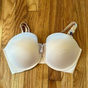 Victoria’s Secret Strapless/multi-way wear bra
